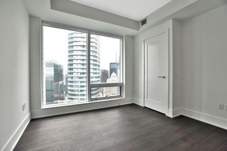 For Lease - 10 York Street Unit# 3903, Toronto, Ontario - Photo 5
