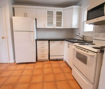 131 Rockwood Ave, St. Catharines (33) - 3 Bedroom Townhouse - Photo 6