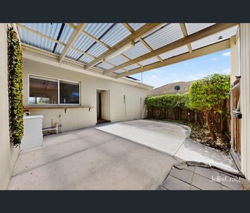 38 Milleara Road, Keilor East, Vic 3033 - Photo 2