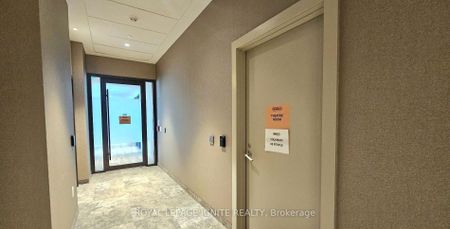 For Lease - 10 Honeycrisp Crescent Unit# 307, Vaughan, Ontario - Photo 3