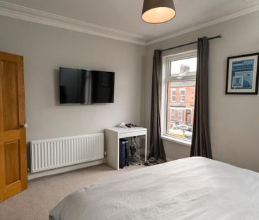 70 Ravenhill Avenue, Belfast, BT6 8LG - Photo 5