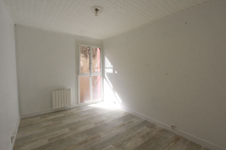 Location Appartement 4 pièces 71m² LA CHARITE SUR LOIRE 58400 - Photo 4