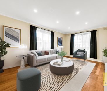 Spacious Family Home in a Quiet Court Location - Photo 1