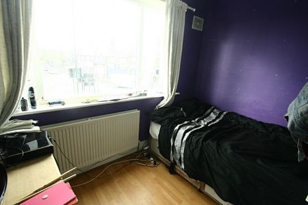 4 Bed - **bills Included** Coast Road, High Heaton, Ne7 - Photo 5