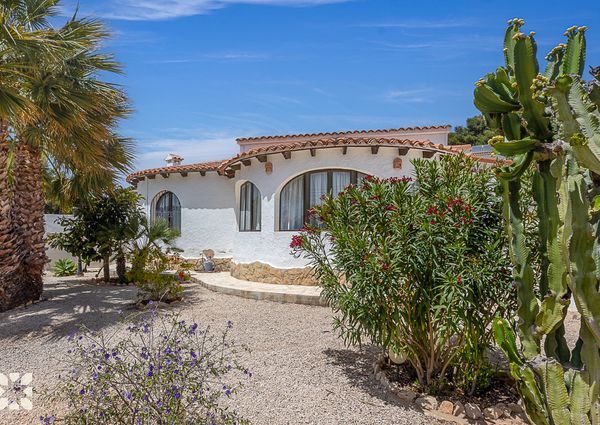 Rent villa NANI