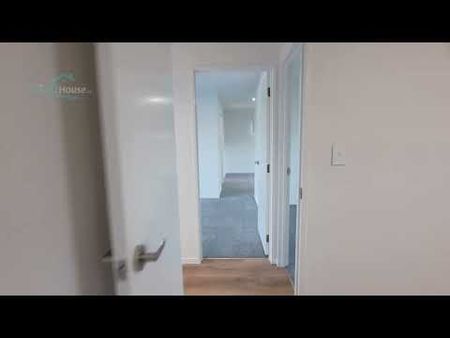 STUNNING HOME - UNIQUE EXTENDED FAMILY LIVING IF NEEDED - Photo 5