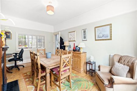 3 bedroom terraced house to rent - Photo 4