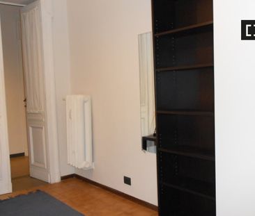 turin, Piedmont 10124 - Photo 2