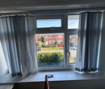 Room in a Shared House, Amberton Creaent, LS8 - Photo 6