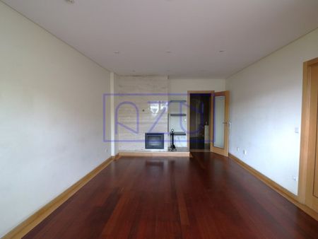 Apartamento T2+1 em Porto - Photo 2