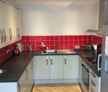 Mixed use to rent - Photo 3