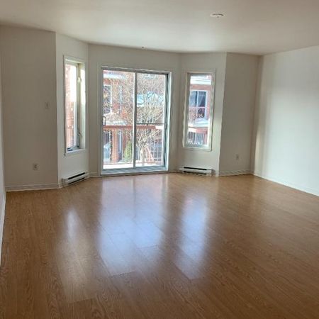 Grand 4 1/2 style condo à louer à Boisbriand - Photo 3