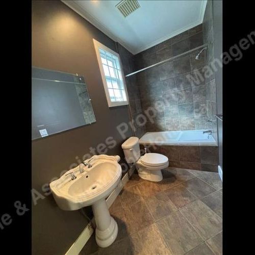 3237 Matapan Crescent MAIN Vancouver - Photo 1