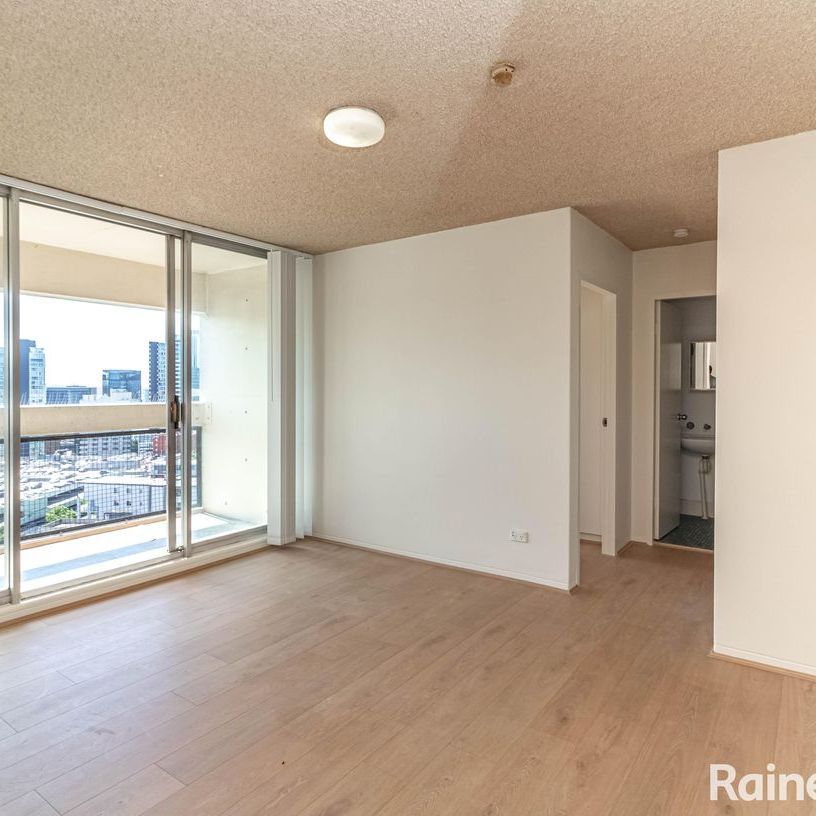 Newly Renovated 1 Bedroom Unit In Great Location!! - Photo 1