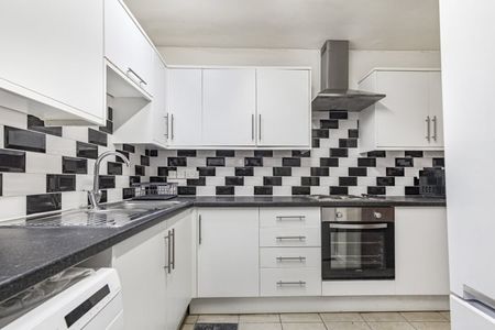 Cowley Road Oxford OX4 - Photo 3