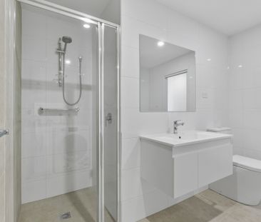 Stylish and Contemporary Design - Photo 5