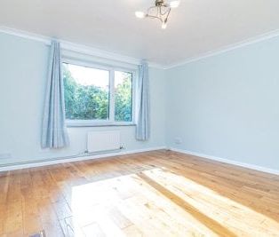 Blacksmiths Close, Babraham, Cambridge, CB22 3AH - Photo 1