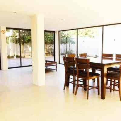 Departamento amueblado de lujo con jardín, en privada residencial Zona Norte. - Photo 3
