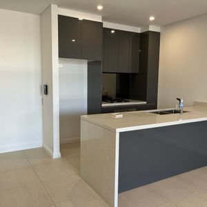 Affordable 2 bedroom apartment for eligible applicants - Photo 2