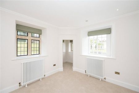 4 bedroom terraced house to rent - Photo 4