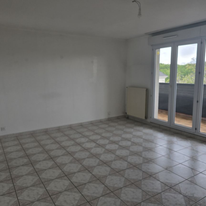 Location Appartement 3 pièces 61m² MOISSY CRAMAYEL 77550 - Photo 1