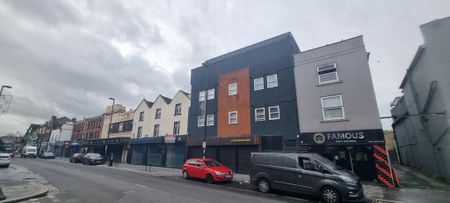 2 bedroom flat to rent - Photo 2