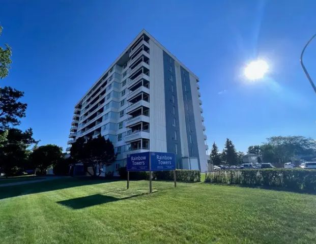 Rainbow Tower | 111 Lockwood Rd, Regina - Photo 1