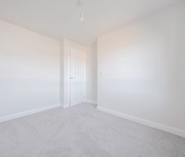 Southwold Drive, Peterborough, Hampton Beach - Photo 5