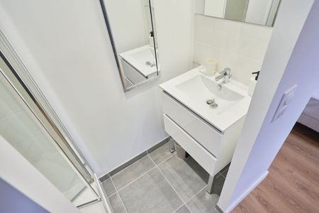 CHANZY GC Roommate 3 Bedrooms at Reims - Photo 4