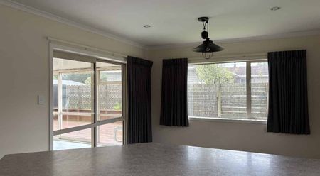 WOODVILLE - 3 BEDROOM - Photo 4