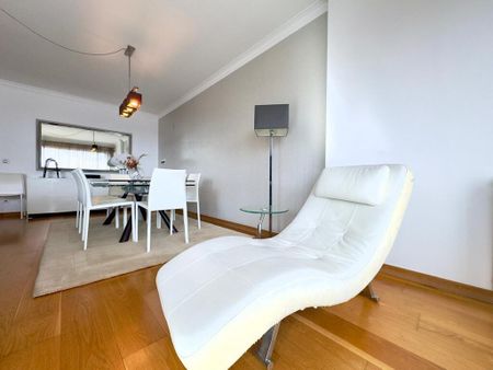 4 Bedroom Apartment with parking, Telheiras, Lisboa - Photo 3