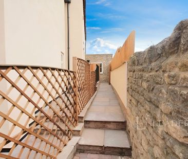 2 bedroom apartment to rent East Street, Stamford, PE9 - Photo 1