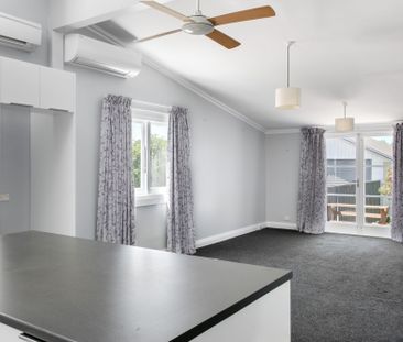 Large Family Home - Photo 1