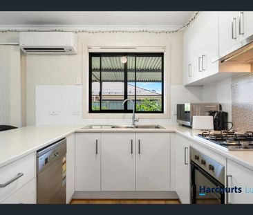 Low-Maintenance Family Living with Solar Power & Undercover Enterta... - Photo 5