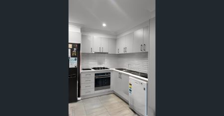 2-Bedroom Charming Granny Flat!! - Photo 3