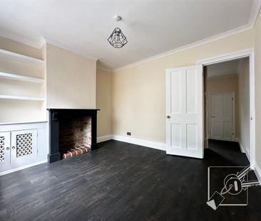 Constitution Hill, Gravesend - Photo 1