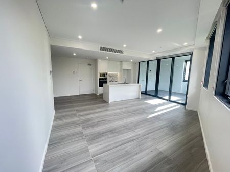Hurstville 2 bedroom APT for rent - Photo 2