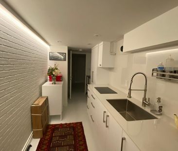 For Lease - 19 Teddington Park Avenue Unit# Bacholor, Toronto, Ontario - Photo 1