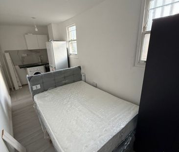 Upper Street, N1, London - Photo 2