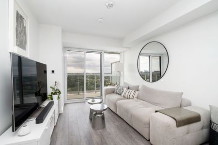 For Lease - 10 Wilby Crescent Unit# 2004, Toronto, Ontario - Photo 4