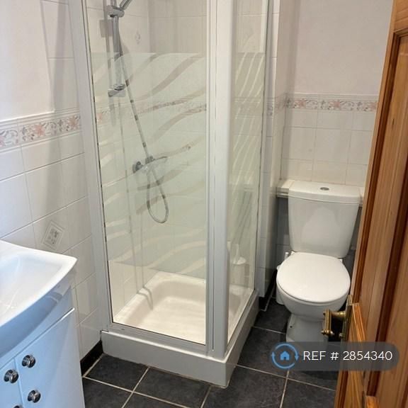 2 bedroom semi-detached house to rent - Photo 1