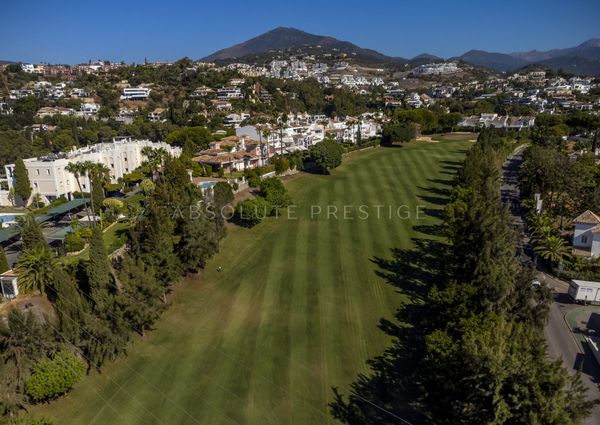 Beautiful and modern 5 bedroom villa in La Quinta