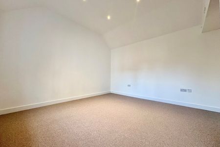 Taverners Way - Photo 3