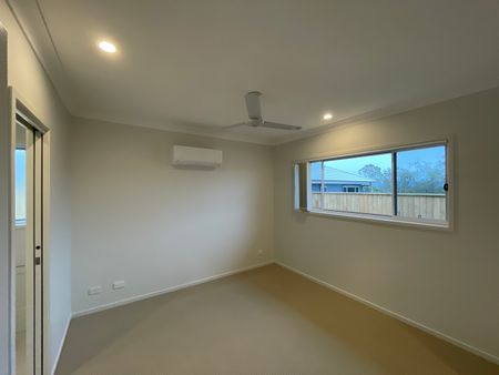 2 Mallow Court, Collingwood Park QLD 4301 - House For Rent | Domain - Photo 3