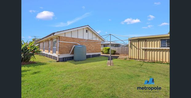 BRIGHT BREEZY AND COMFORTABLE - Photo 1