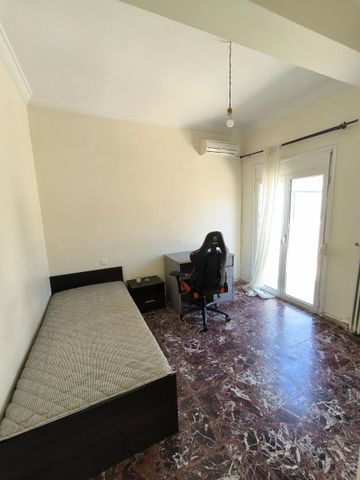 Studio/Γκαρσονιέρα για ενοικίαση Αγία Σοφία (Πάτρα) - Photo 2