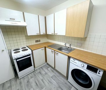 St. Denys Road, Southampton - Photo 4