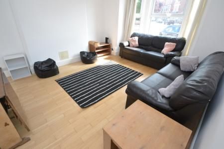 Loughborough Road, West Bridgford, NG2 - Photo 1