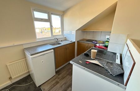 Flat 5, 54 Castle Road, Scarborough - Photo 4