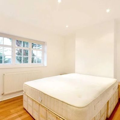 2 Bedroom Maisonette - Photo 1